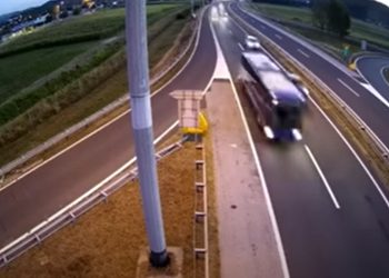 Ujawniono nagranie z polskim autokarem! Minuty przed tragedią [WIDEO]