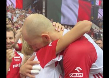 Bartosz Kurek w objęciach żony po porażce w finale. Poruszające nagranie obiegło sieć [WIDEO]