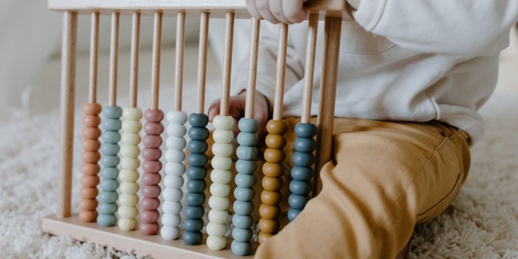 Prezent na roczek dla chłopca – jaki wybrać?