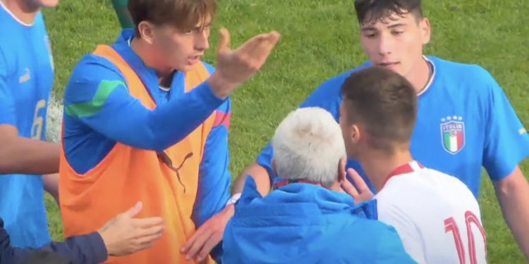 Awantura po meczu Polaków. Obraźliwy gest rywali, doszło do przepychanek [WIDEO]