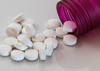 Jodek potasu dla każdego Polaka. Rozesłano go do strażaków