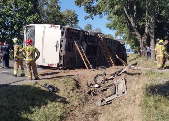 Wypadek autokaru na Mazowszu! Przyjechał z innego kraju. Wszyscy poszkodowani