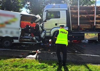 Koszmarny wypadek w Bytonii. Nie mieli szans [WIDEO]