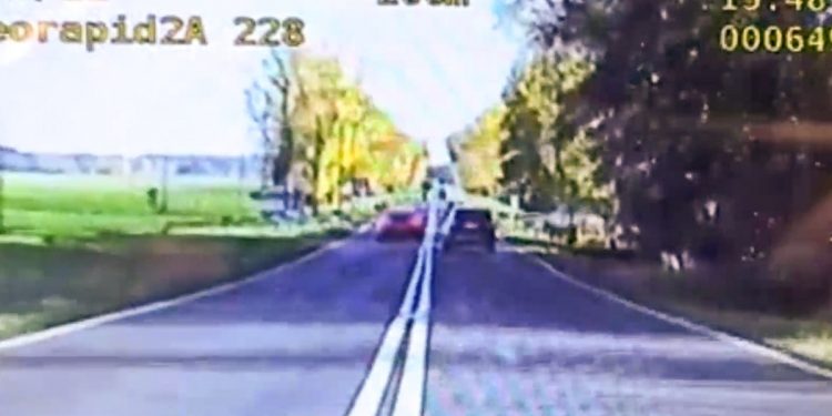 Kolejny „rekordzista”. 55 punktów karnych w kilka sekund. Policjanci w szoku [WIDEO]