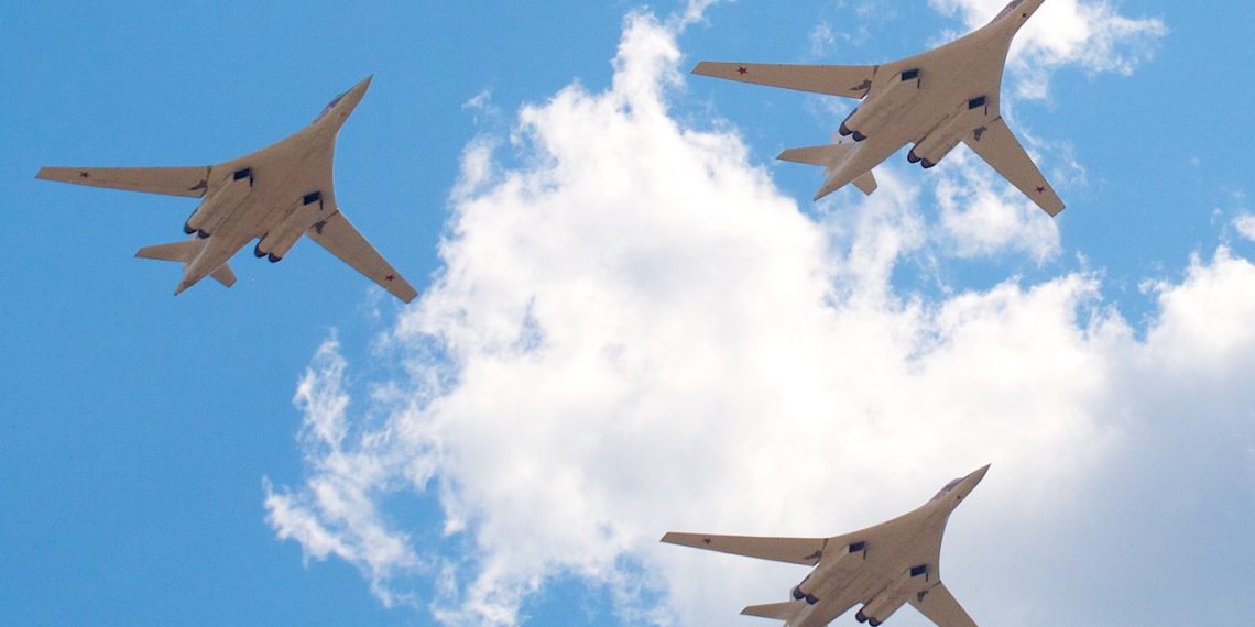 Rosyjskie bombowce TU-160