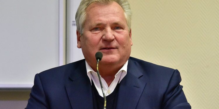 Kwaśniewski nie wyklucza sensacyjnego wariantu w Rosji. „Mnie to daje do myślenia”