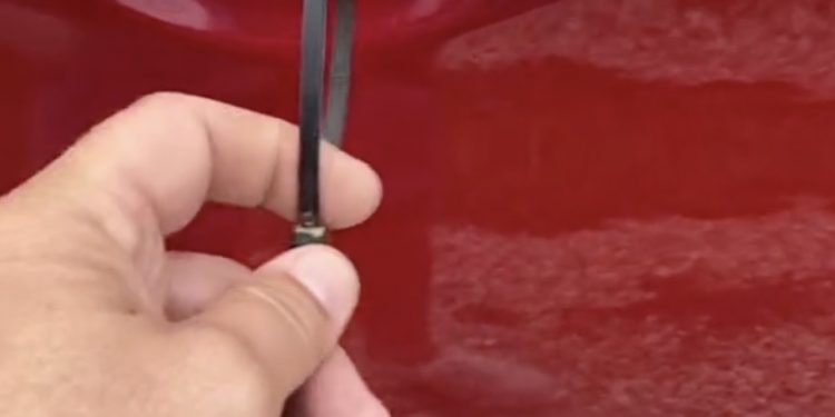 Zauważył ten szczegół na aucie córki. Okazuje się, że to bardzo niebezpieczne