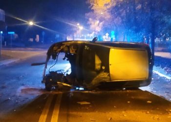 Po wypadku z samochodu wyrwało silnik! Groźny wypadek w Puławach