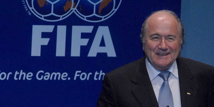 W ten sposób Katar otrzymał Mistrzostwa Świata w piłce nożnej? Blatter ujawnia