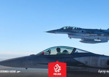 Wczoraj eskortował polskich piłkarzy jako pilot F-16. W przeszłości grał w Koronie Kielce!