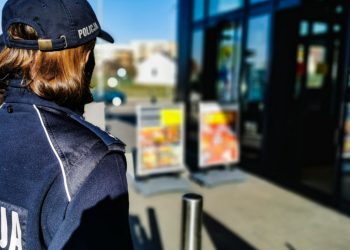 Ukradł… 3 batoniki. Grożą mu lata więzienia