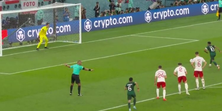 Szczęsny obronił karnego i dobitkę! To trzeba zobaczyć [WIDEO]