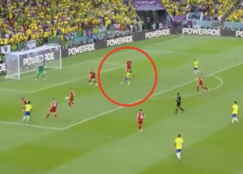 To będzie gol całego mundialu? Niewiarygodny strzał! [WIDEO]