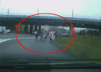 Wstrząsające nagranie z dziećmi z Chorzowa. Już komentuje policja [WIDEO]