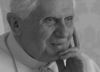 Benedykt XVI nie żyje. Papież miał 95 lat