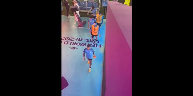 Wściekły urugwajski piłkarz zdemolował VAR. Nie dostali karnego [WIDEO]
