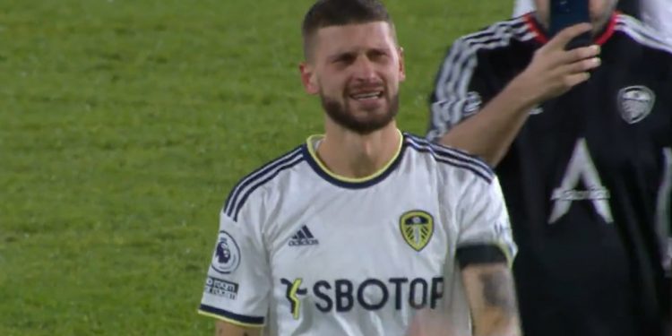 Mateusz Klich odchodzi z Leeds United. Rozpłakał się, gdy zobaczył, jak go żegnają [WIDEO]