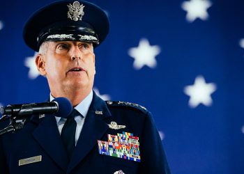 Amerykański generał wzywa do przygotowań do wojny. Wyciekła notatka. „Mam nadzieję, że się mylę”