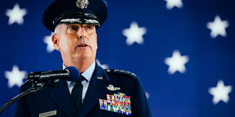 Amerykański generał wzywa do przygotowań do wojny. Wyciekła notatka. „Mam nadzieję, że się mylę”