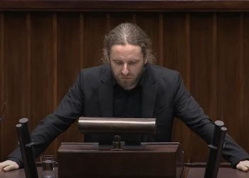 Sośnierz z mównicy cytował wiersz. „Skamlemy: Unio, dej trochę siana” [WIDEO]