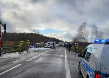 Karambol na Pomorzu. Pokazali nagranie z miejsca zdarzenia [WIDEO]