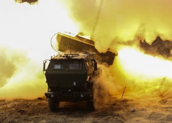 Błaszczak: „Kongres USA zgodził się sprzedać Polsce 500 wyrzutni Himars”