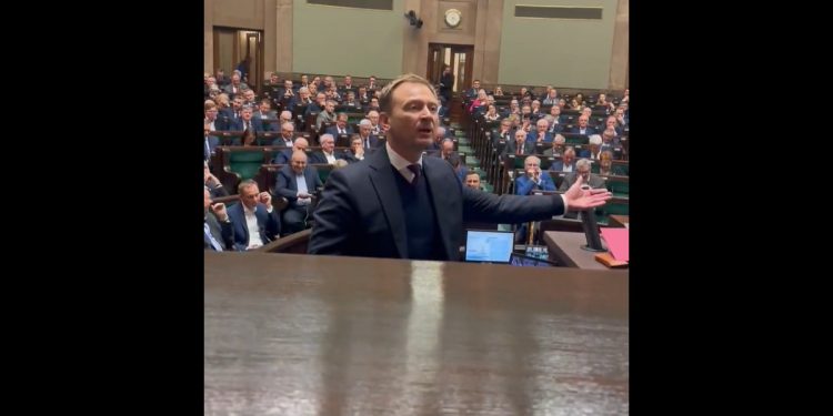 Kaczyński nagrał Nitrasa w Sejmie. „Wściekłość i szał” [WIDEO]