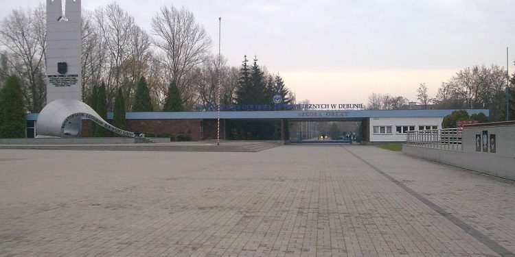 Zaginął żołnierz z Dęblina! Trwają poszukiwania z udziałem śmigłowca i łodzi