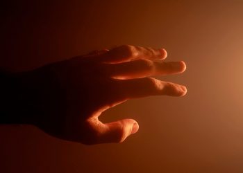 Uderzyła się w dłoń. W tym miejscu pojawił się nowotwór! To rzadki przypadek