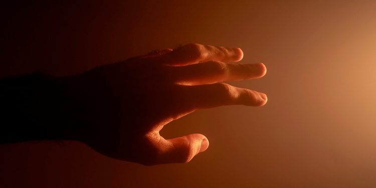 Uderzyła się w dłoń. W tym miejscu pojawił się nowotwór! To rzadki przypadek