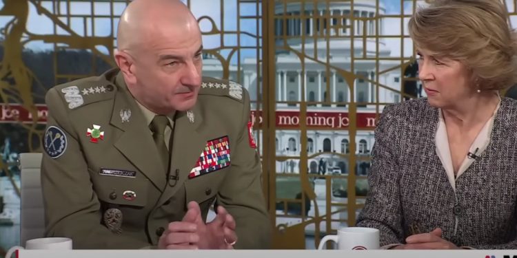 Gen. Andrzejczak zrobił furorę w amerykańskiej telewizji! To trzeba zobaczyć [WIDEO]