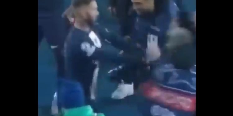 Ramos nie wytrzymał po meczu PSG. Zaatakował fotografa [WIDEO]