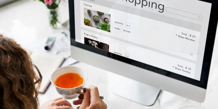 W jaki sposób działa karta elektroniczna online? Jak ją wykorzystać?