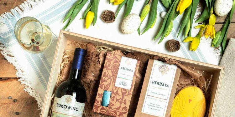 Co zyskujemy wręczając świąteczne upominki naszym pracownikom?