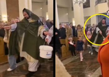 ksiądz śmigus-dyngus