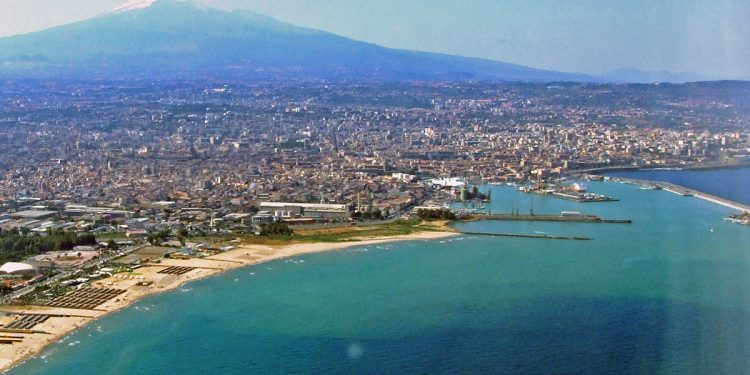 Polak po napaści na Sycylii walczy o życie. Sprawcą imigrant?