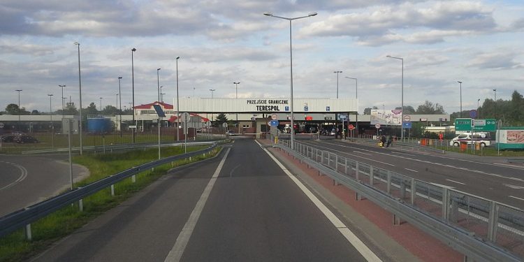 Rosjanin staranował szlaban na przejściu w Terespolu!