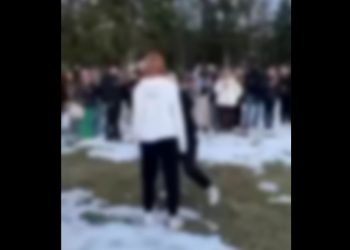 Bójka nastolatek. Szokujące ustalenia! Wszystko przez… ojca jednej z nich [WIDEO]