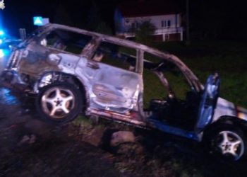 Po kolizji wysiadł i… oblał benzyną i podpalił własny samochód