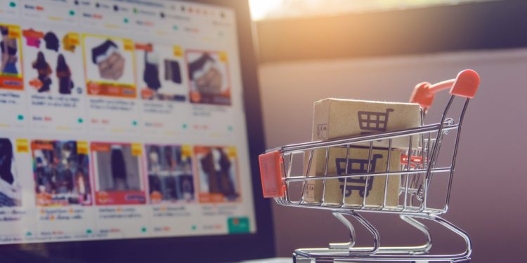 Fulfillment – czy to dobra opcja dla startującego sklepu internetowego?