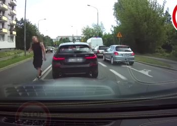 Kierowca BMW wyskoczył z auta. „Taki jesteś kozak?!” [WIDEO]