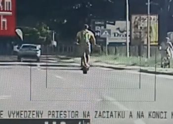 Na hulajnodze pędził z prędkością… 118 km/h [WIDEO]