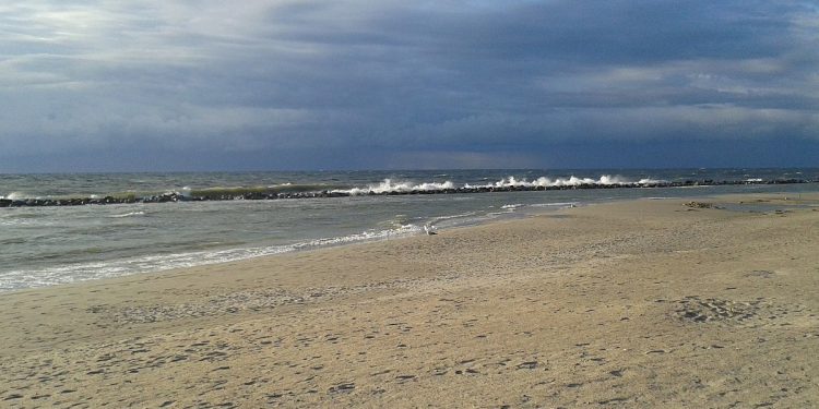 Morze Bałtyckie. Część kąpielisk zamknięta przez Sanepid!