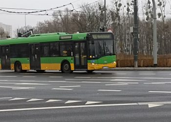 autobusem