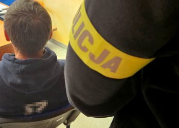 Poszukiwany miał dość ukrywania się. Po 10 latach sam zgłosił się na policję