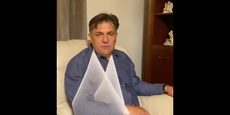 Poseł PiS potrącony przez samochód. Wskazał działacza KOD [WIDEO]