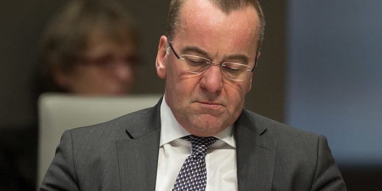 Minister obrony Niemiec: „Musimy być gotowi do wojny w Europie”