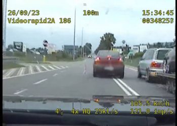 Kierowca dostał… 265 punktów karnych. Pokazali nagranie [WIDEO]