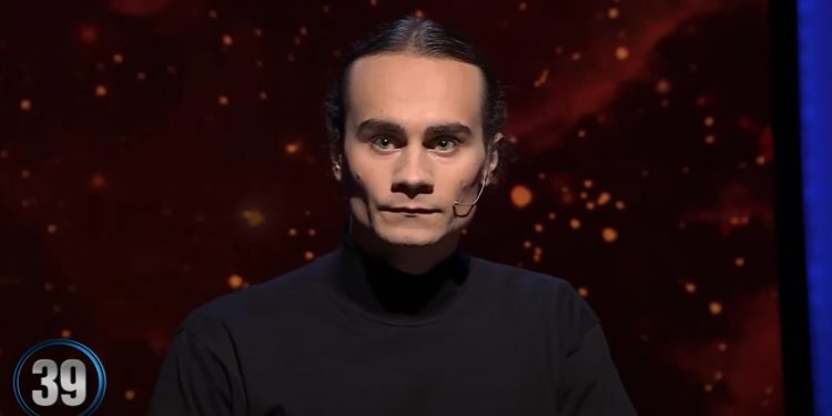 Artur Baranowski z „Jeden z dziesięciu” nie pojawi się w Wielkim Finale. Zaskakujące wieści