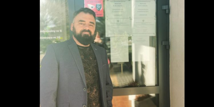 Znany kabareciarz nie wytrzymał. W Polsacie będą wściekli